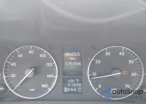 2005 Mercedes-Benz C 320 Luxury 4Matic z USA, uszkodzony, nr VIN WDBRF84J05F655379